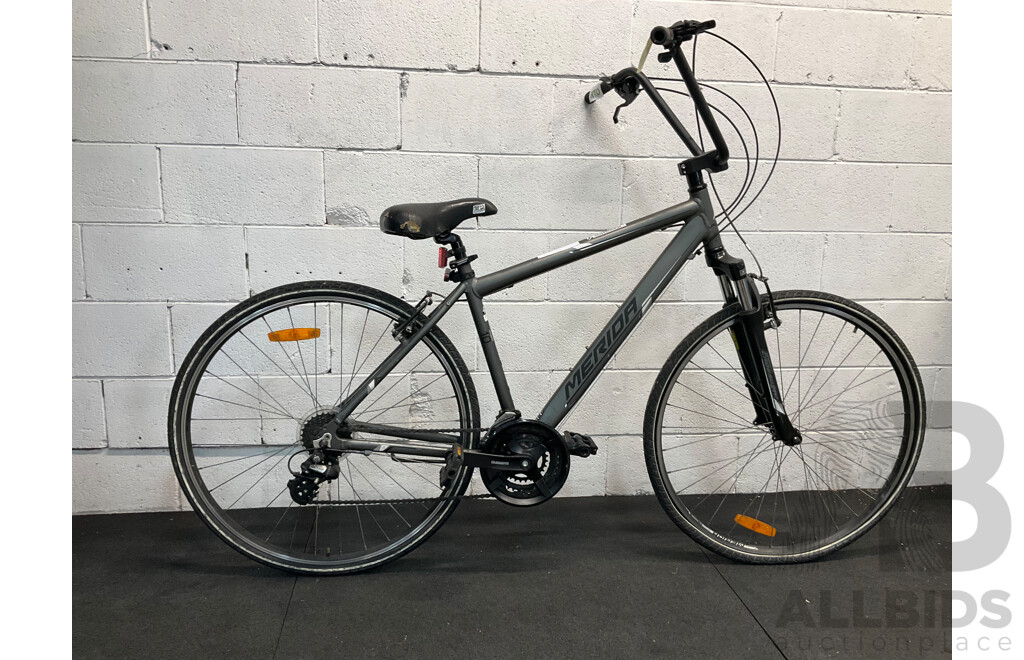 MERIDA CROSSWAY Bike ( with Customized Handlebars )