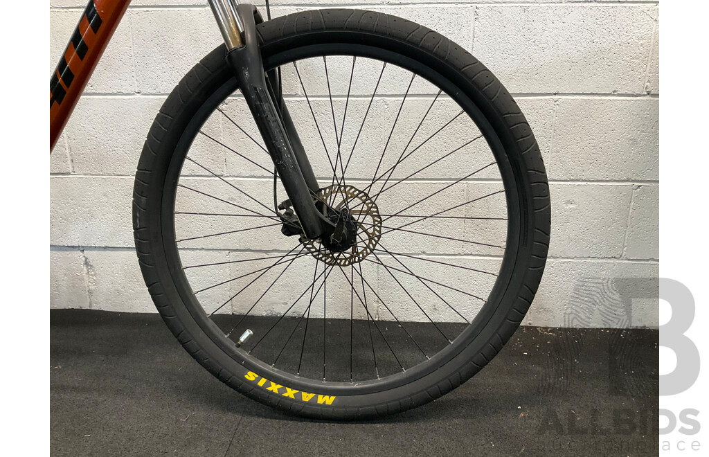 GIANT Talon Mountain Bike