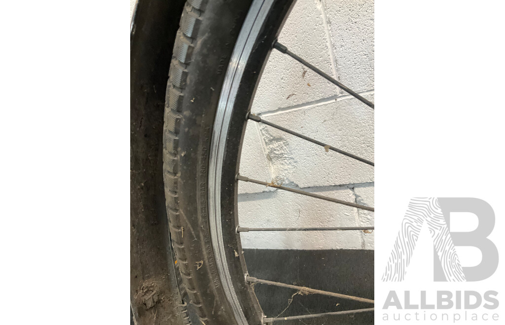 VELECTRIX Xpress Electric Hybrid Bike