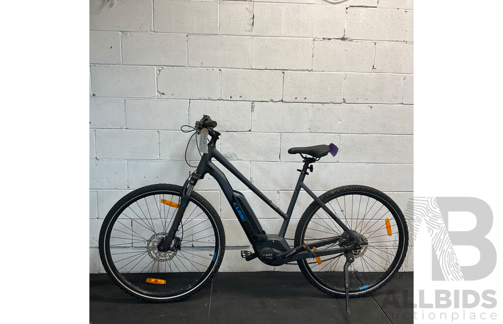 CUBE Nature HYbrid Electric Mountain Bike