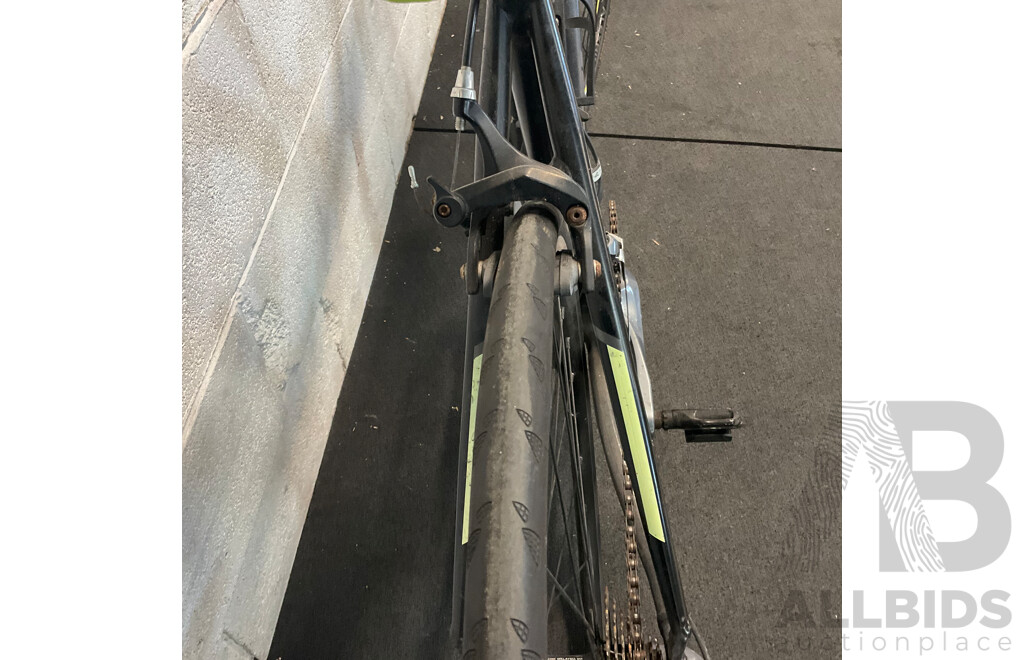 AVANTI Giro 1 Road Bike