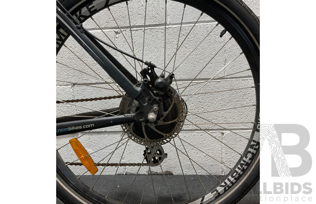 NCM Prague Electric Mountain Bike
