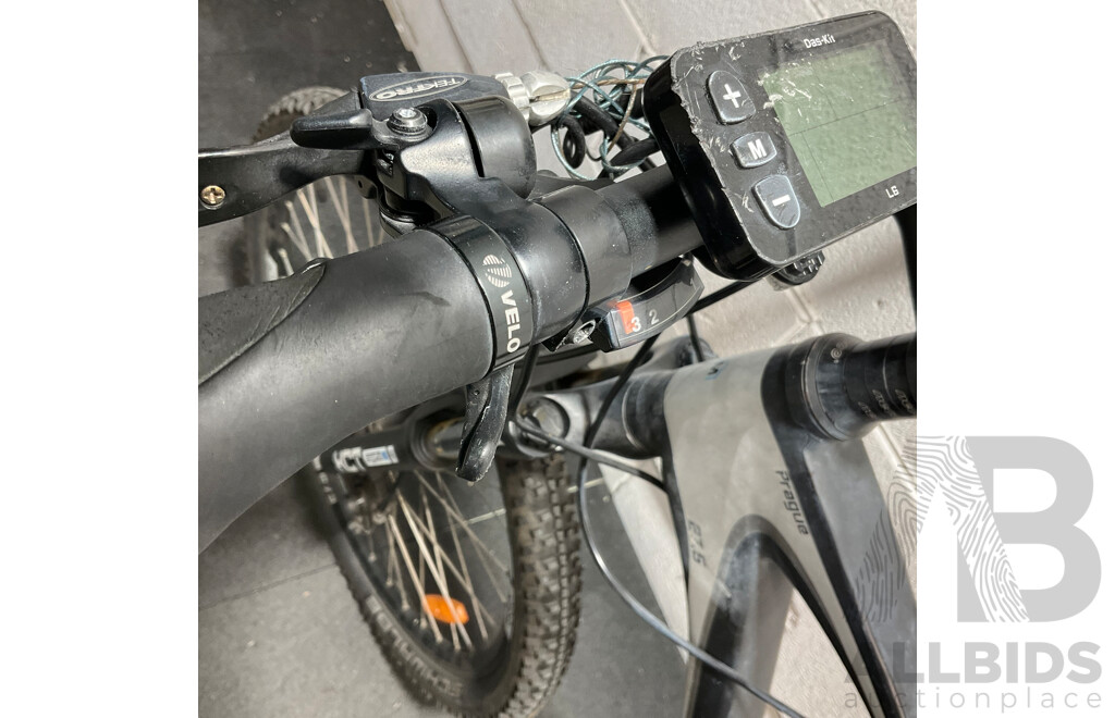 NCM Prague Electric Mountain Bike