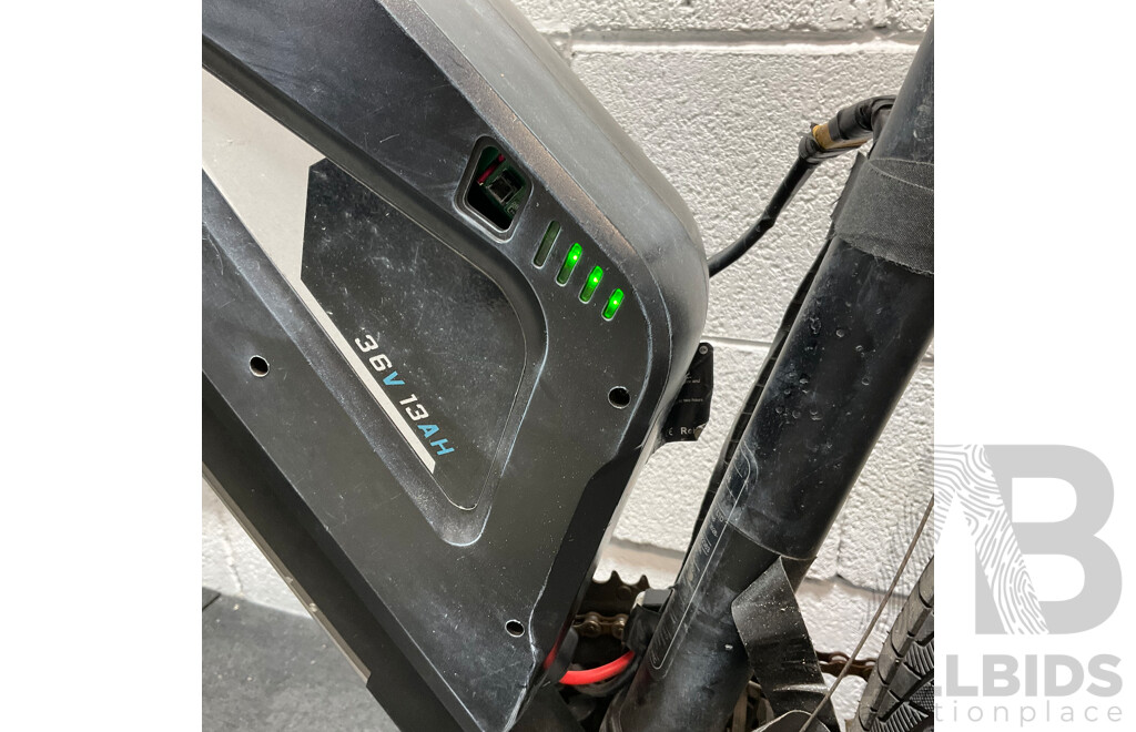 NCM Prague Electric Mountain Bike