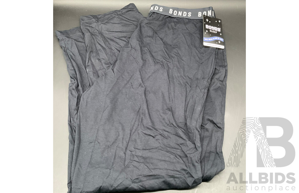 NIKE Tech Fleece Zip Hoodie Size S and BONDS Sleep Cotton Pants Size S - Lot of 2