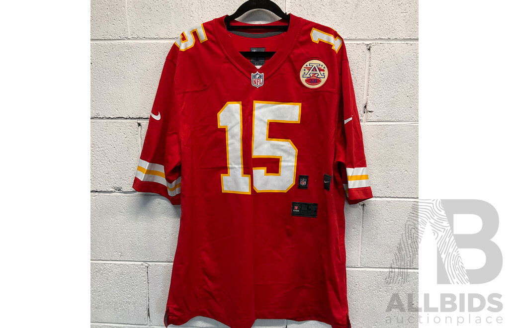 NIKE Kansas City Chiefs Home Limited Jersey - Patrick Mahomes - Men's NFL Jersey Size L
