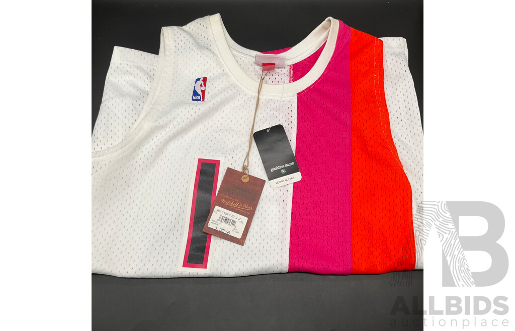 Mitchell & Ness - NBA Heat 2011 Chris Bosh - Swingman Jersey Size M