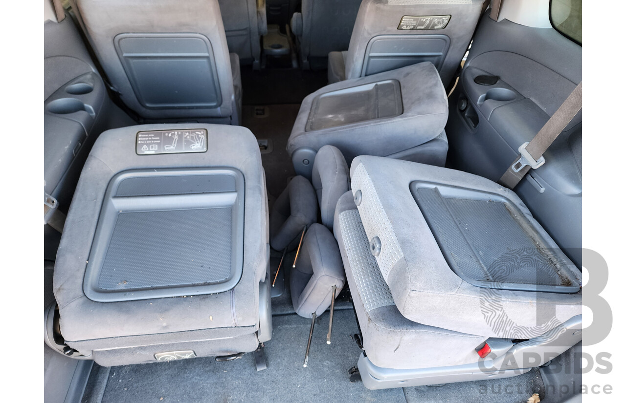 04/2006 Mazda MPV  LW10J2 4d Wagon Silver 3.0L