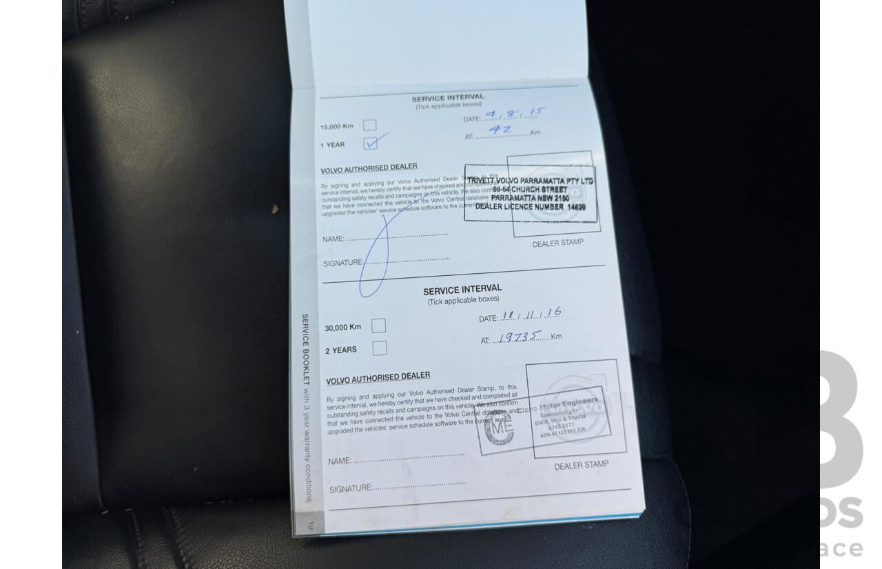 08/2014 Volvo V40 T4 LUXURY FWD M MY14 5D Hatchback White 2.0L