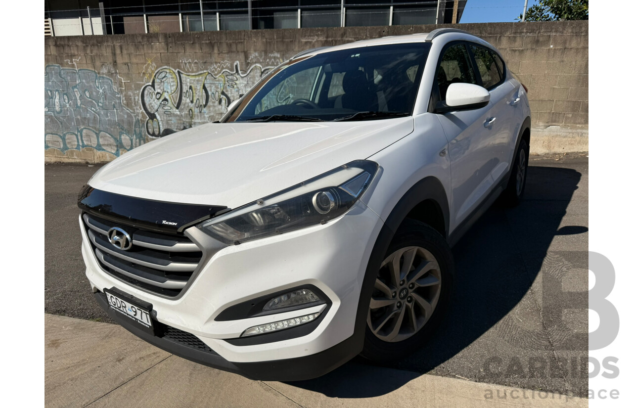 08/2017 Hyundai Tucson ACTIVE R-SERIES (AWD) AWD TL2 MY18 4D Wagon White Turbo Diesel 2.0L