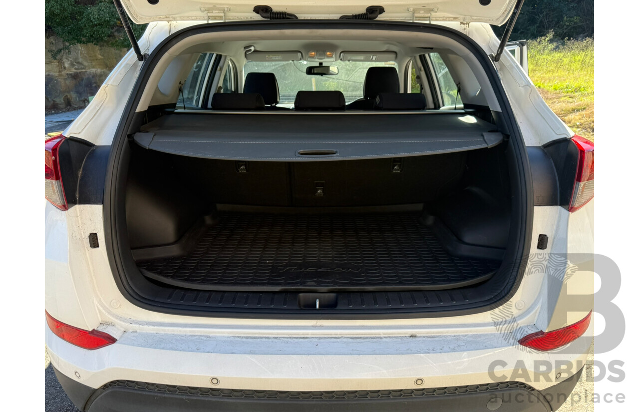 08/2017 Hyundai Tucson ACTIVE R-SERIES (AWD) AWD TL2 MY18 4D Wagon White Turbo Diesel 2.0L
