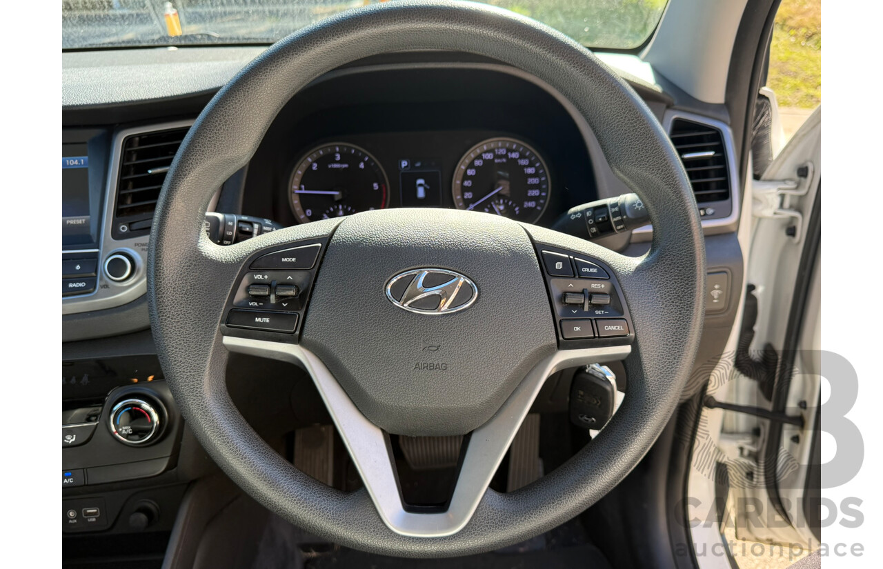 08/2017 Hyundai Tucson ACTIVE R-SERIES (AWD) AWD TL2 MY18 4D Wagon White Turbo Diesel 2.0L