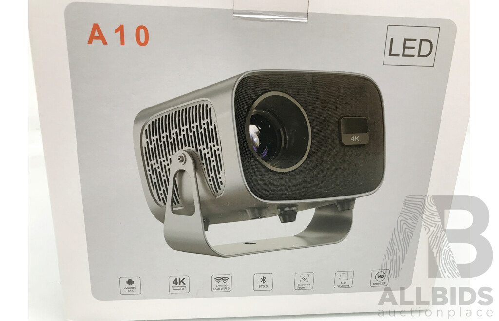 A10 LCD Full HD Video Projector