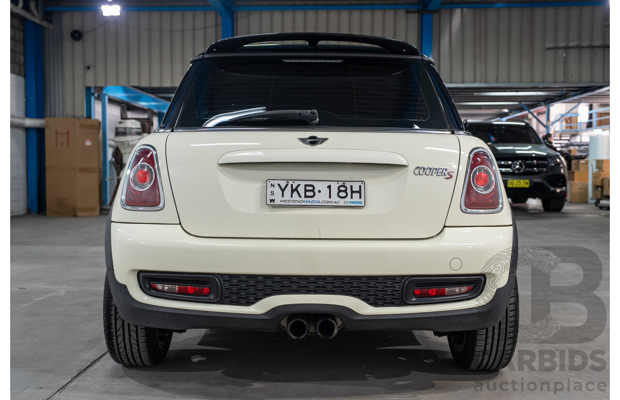 12/2010 Mini Cooper S R56 MY11 2d Hatchback Pepper White 1.6L