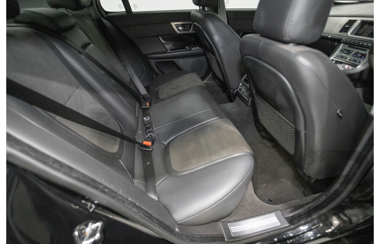10/2013 Jaguar XF 2.0 Luxury (RWD) MY13 4D Sedan Ultimate Black Metallic Turbo 2.0L