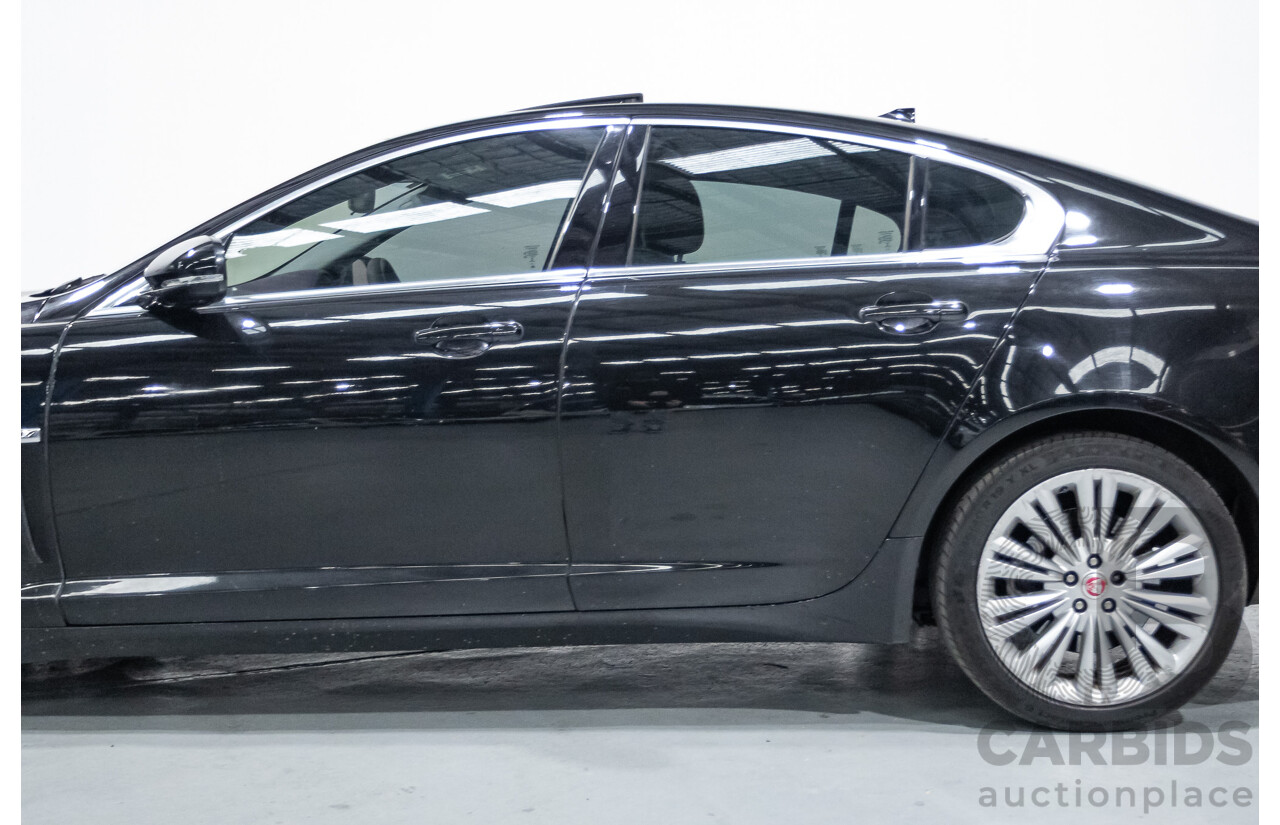 10/2013 Jaguar XF 2.0 Luxury (RWD) MY13 4D Sedan Ultimate Black Metallic Turbo 2.0L