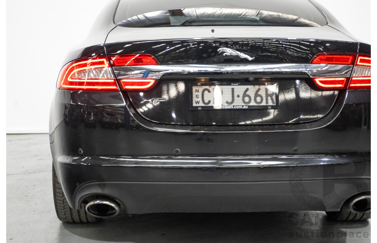 10/2013 Jaguar XF 2.0 Luxury (RWD) MY13 4D Sedan Ultimate Black Metallic Turbo 2.0L