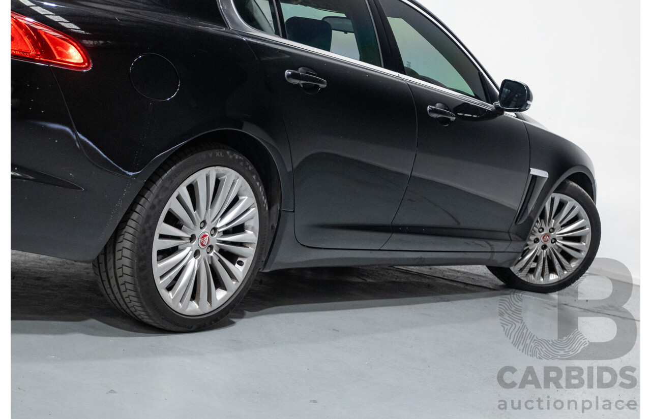 10/2013 Jaguar XF 2.0 Luxury (RWD) MY13 4D Sedan Ultimate Black Metallic Turbo 2.0L