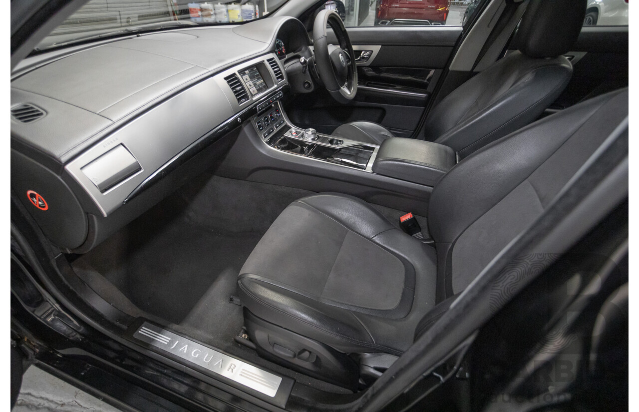10/2013 Jaguar XF 2.0 Luxury (RWD) MY13 4D Sedan Ultimate Black Metallic Turbo 2.0L