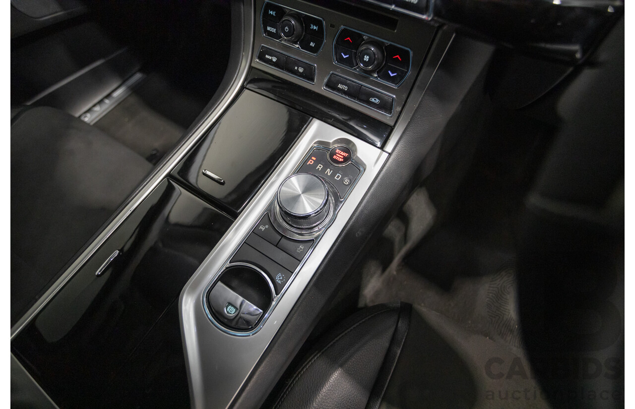 10/2013 Jaguar XF 2.0 Luxury (RWD) MY13 4D Sedan Ultimate Black Metallic Turbo 2.0L