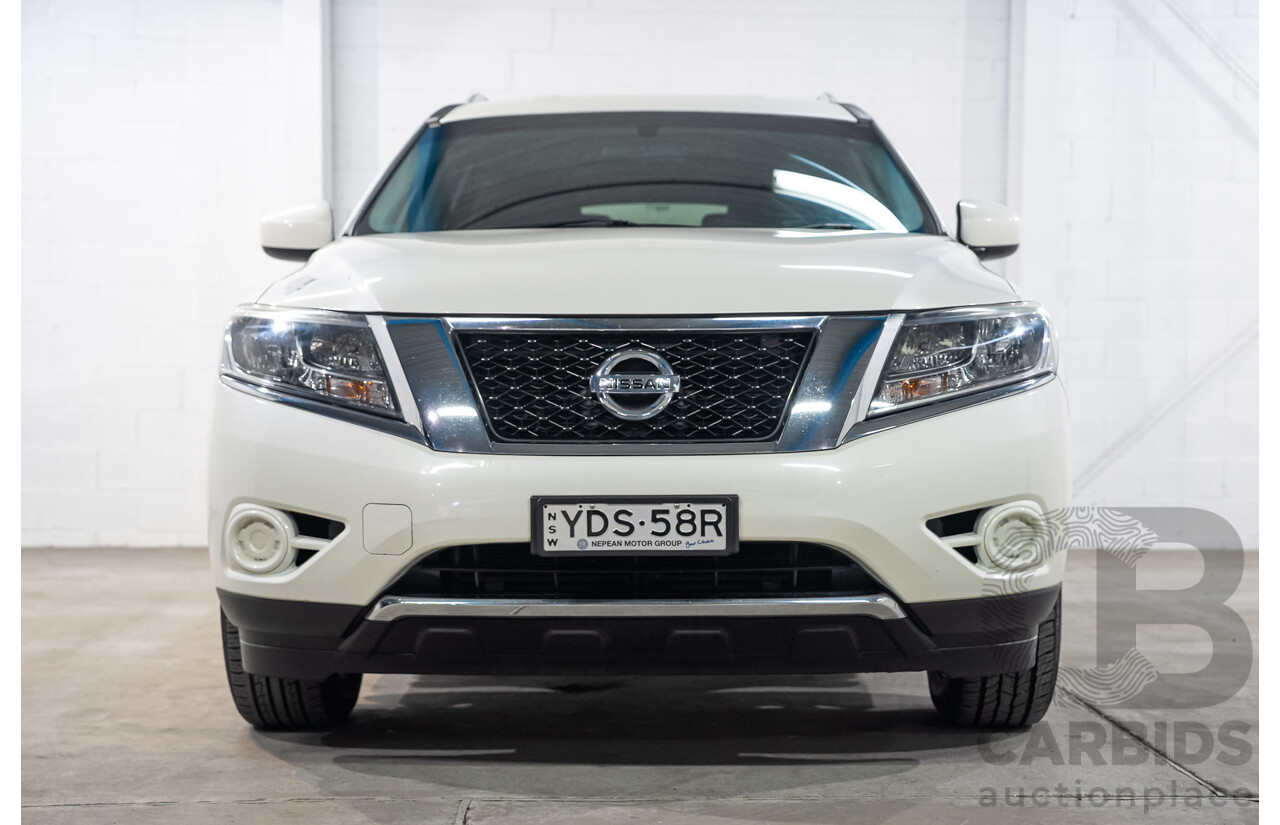 11/2015 Nissan Pathfinder ST R52 4d Wagon White 3.5L