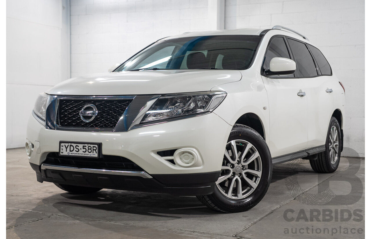 11/2015 Nissan Pathfinder ST R52 4d Wagon White 3.5L