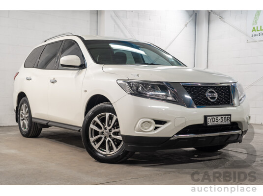11/2015 Nissan Pathfinder ST R52 4d Wagon White 3.5L
