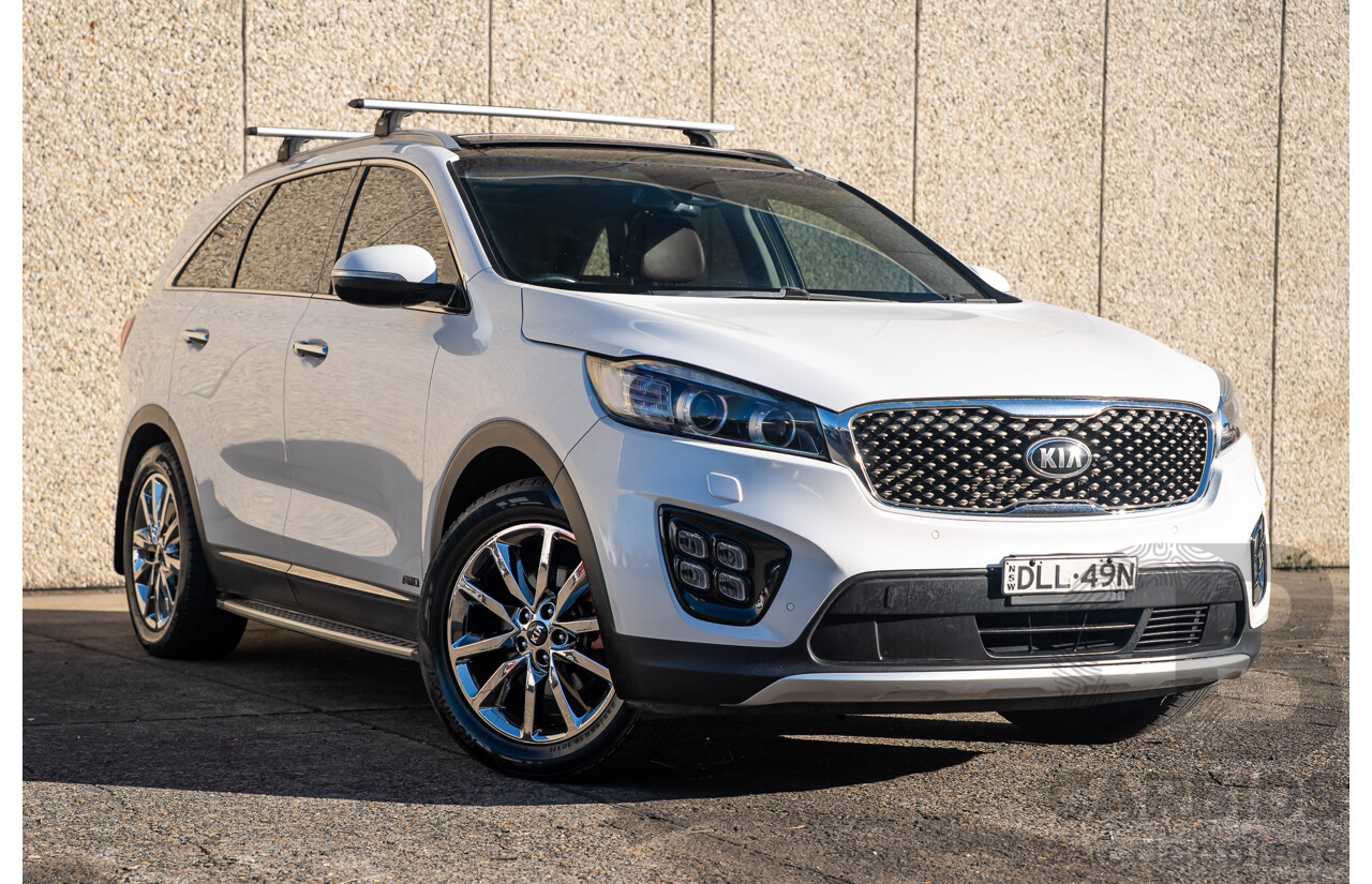 01/2017 Kia Sorento GT-LINE (4x4) UM MY17 4d Wagon White Turbo Diesel 2.2L