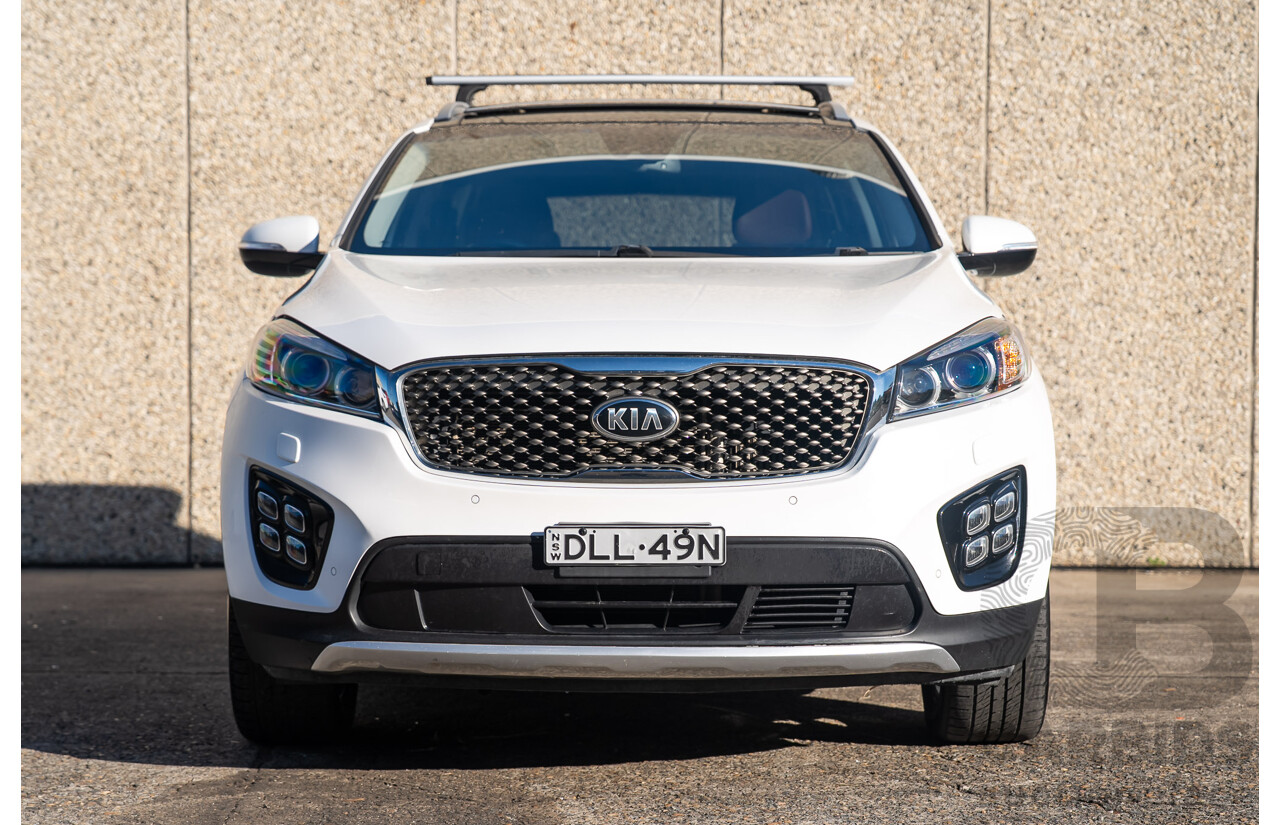 01/2017 Kia Sorento GT-LINE (4x4) UM MY17 4d Wagon White Turbo Diesel 2.2L