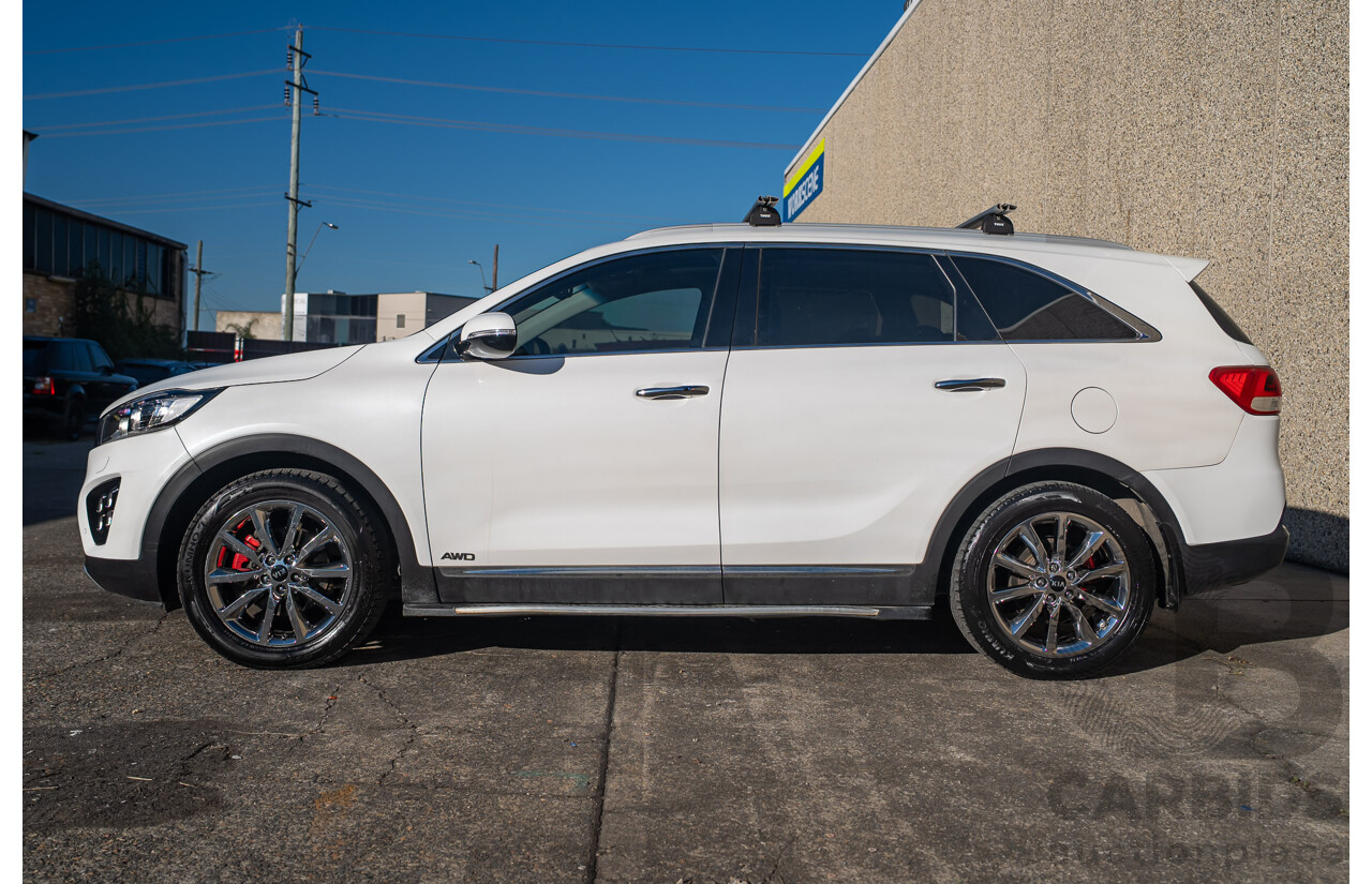 01/2017 Kia Sorento GT-LINE (4x4) UM MY17 4d Wagon White Turbo Diesel 2.2L