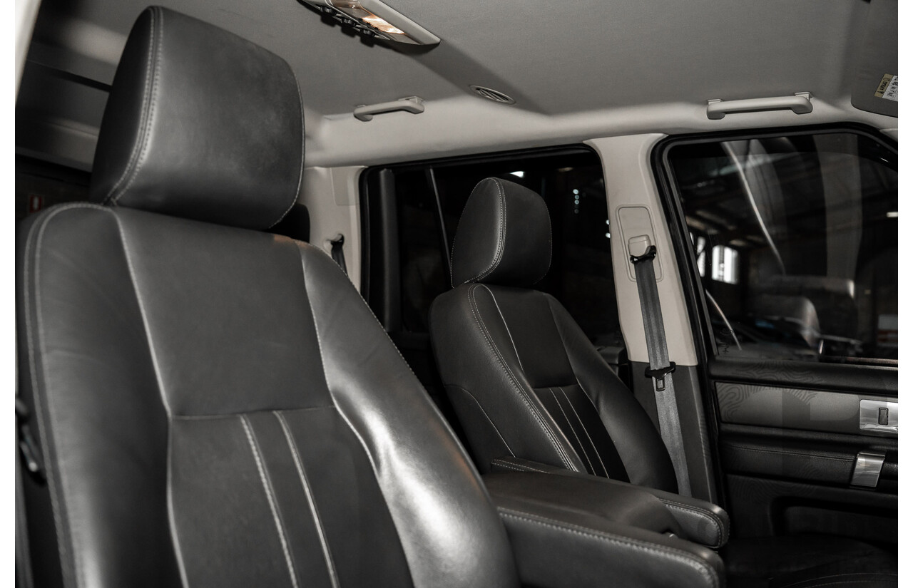 03/2013 Land Rover Discovery 4 3.0 SDV6 HSE (4x4) MY13 4d Wagon White Twin-turbo Diesel 3.0L