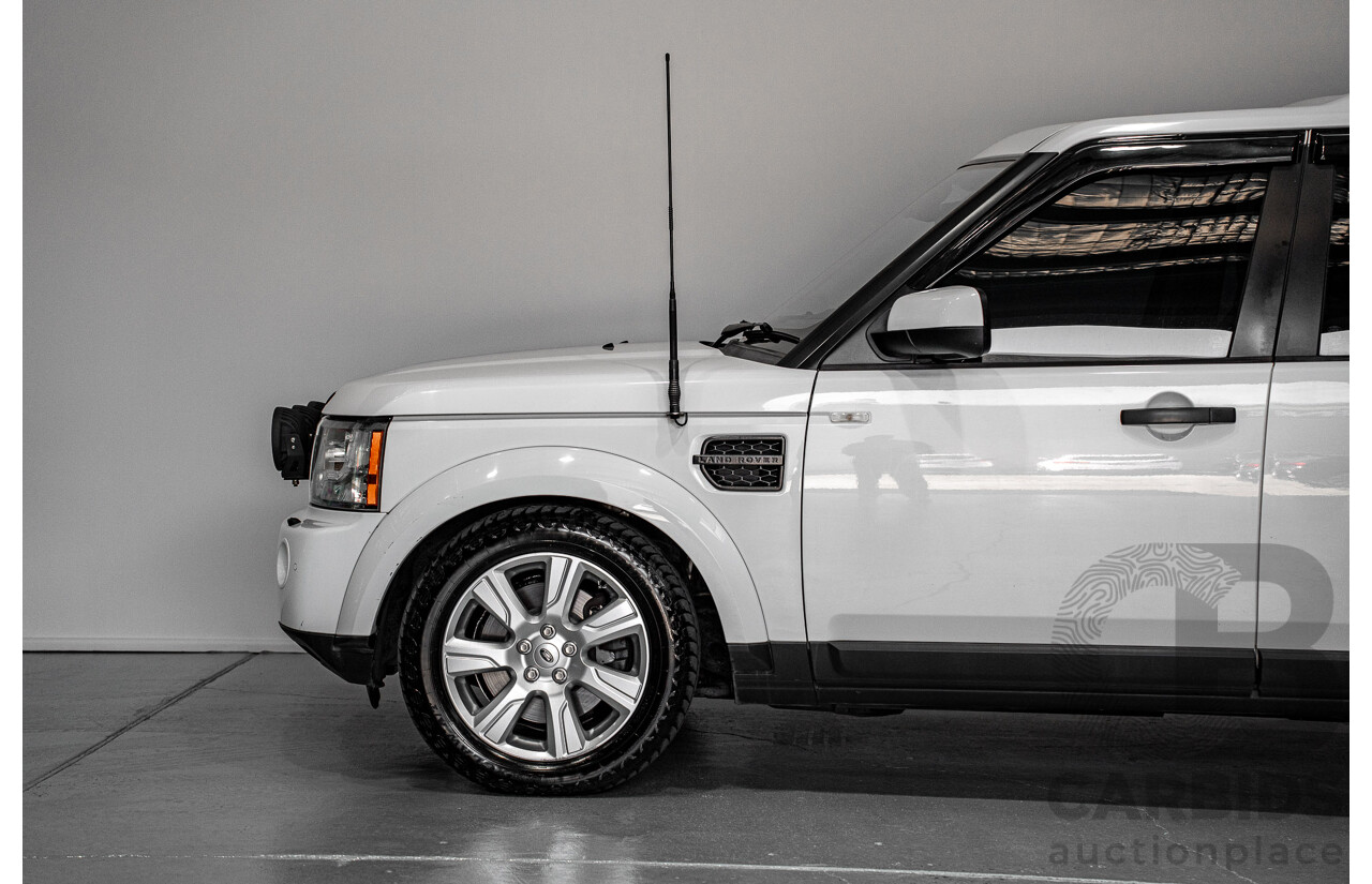 03/2013 Land Rover Discovery 4 3.0 SDV6 HSE (4x4) MY13 4d Wagon White Twin-turbo Diesel 3.0L