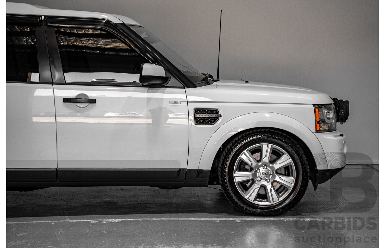 03/2013 Land Rover Discovery 4 3.0 SDV6 HSE (4x4) MY13 4d Wagon White Twin-turbo Diesel 3.0L