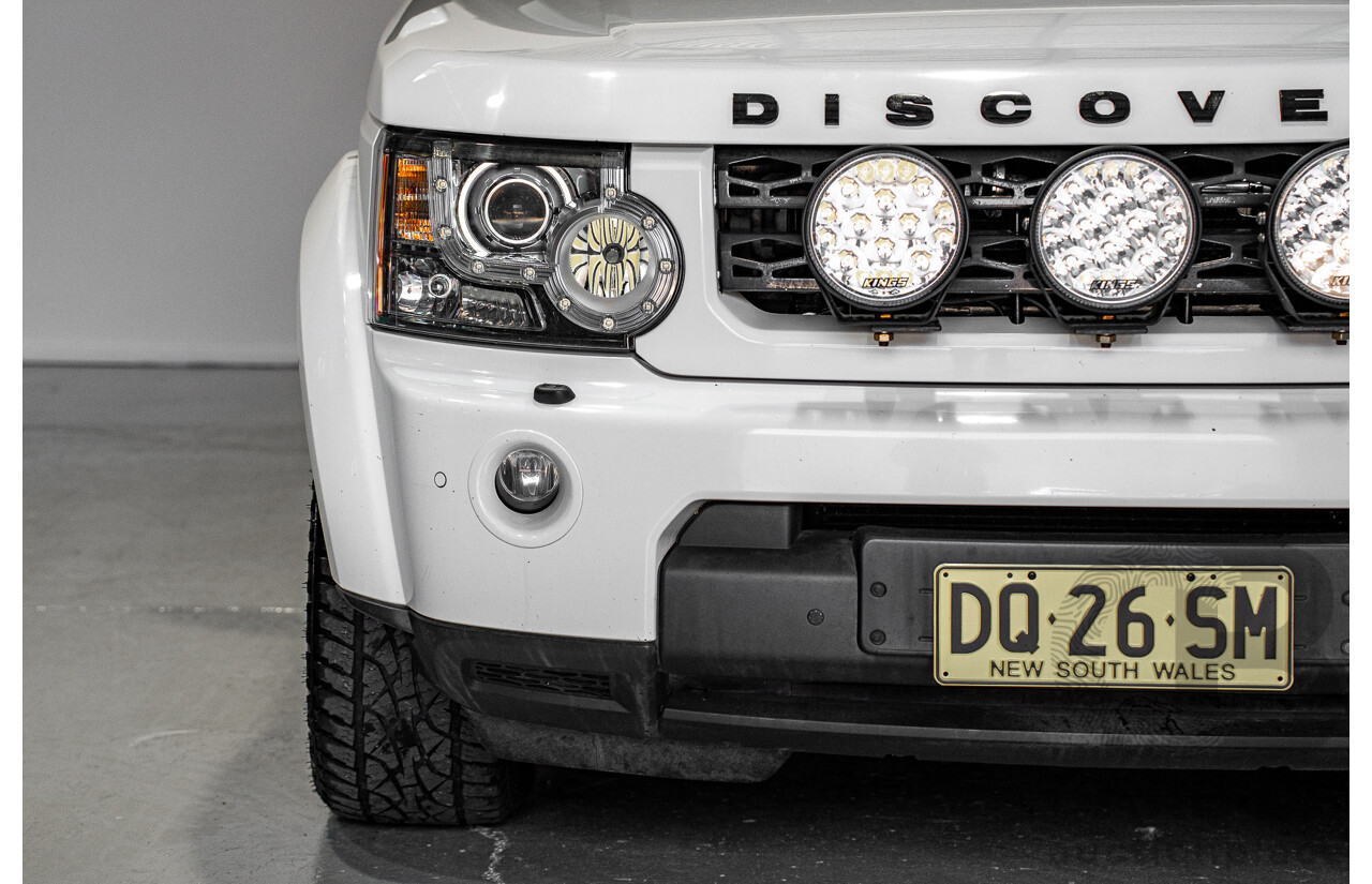 03/2013 Land Rover Discovery 4 3.0 SDV6 HSE (4x4) MY13 4d Wagon White Twin-turbo Diesel 3.0L