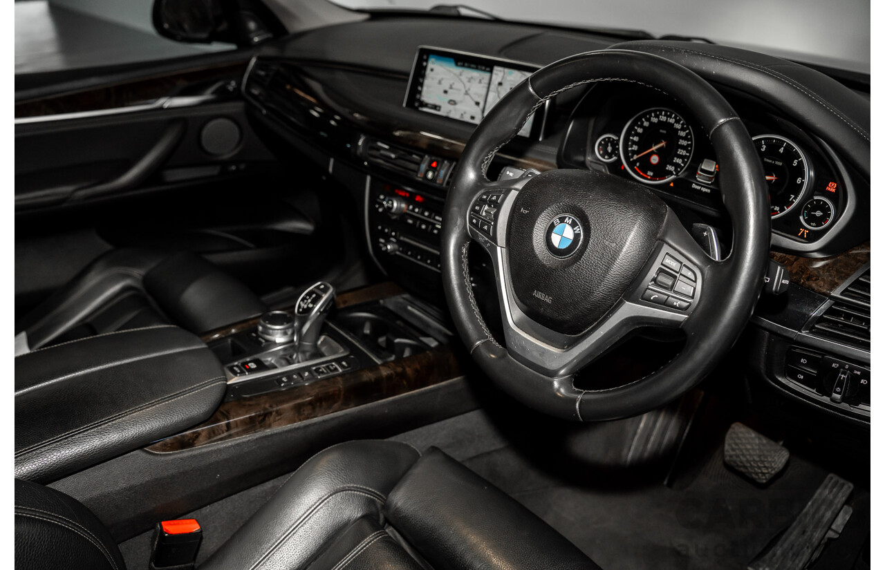 04/2019 BMW X5 xDrive 50i (AWD) F15 MY18 4d Wagon Grey Twin turbo 4.4L