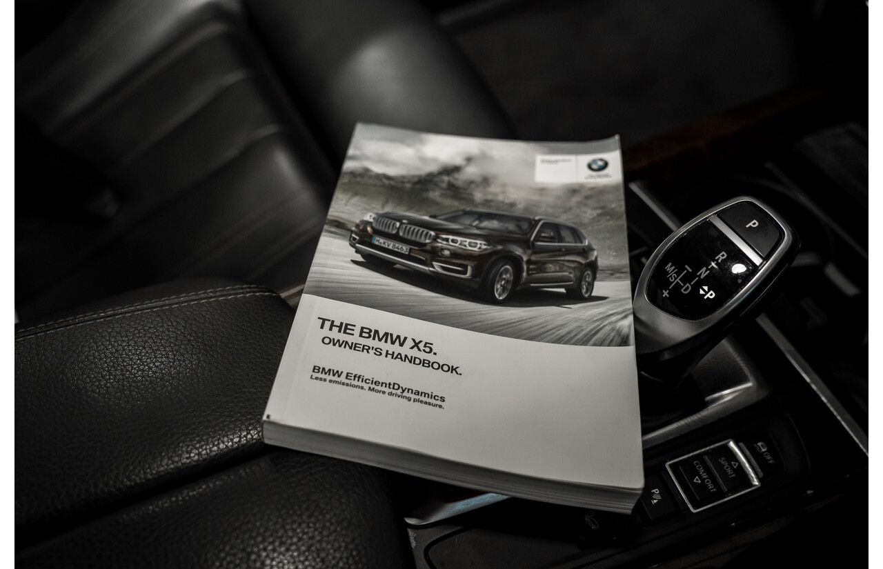 04/2019 BMW X5 xDrive 50i (AWD) F15 MY18 4d Wagon Grey Twin turbo 4.4L