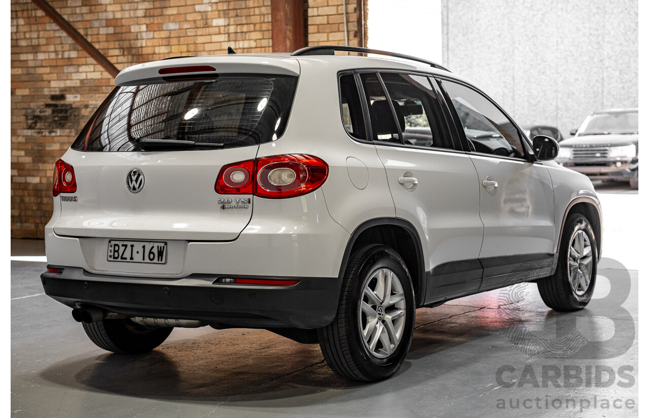 07/2011 Volkswagen Tiguan 125 TSI (4x4) 5NC MY11 4d Wagon White Turbo 2.0L