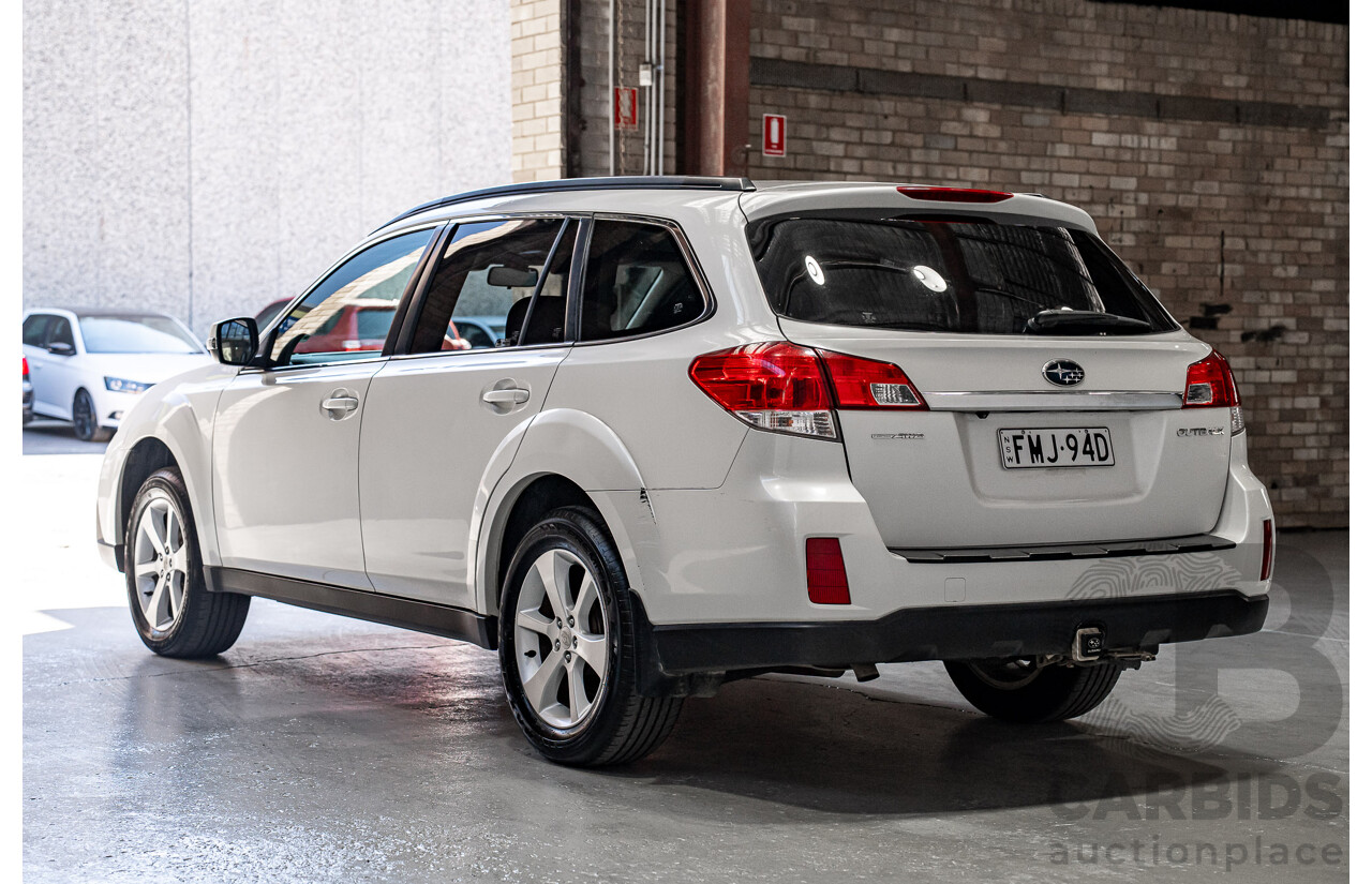 06/2013 Subaru Outback 2.5i Premium (AWD) MY13 4d Wagon White 2.5L