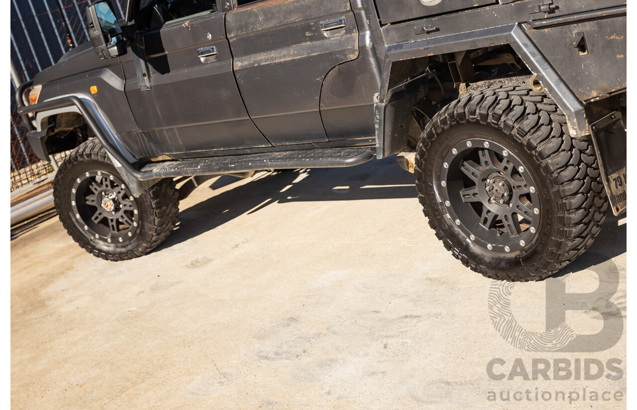 01/2014 Toyota Landcruiser Workmate (4x4) VDJ79R MY12 Update Double C/Chas Magnetic Grey Turbo Diesel 4.5L