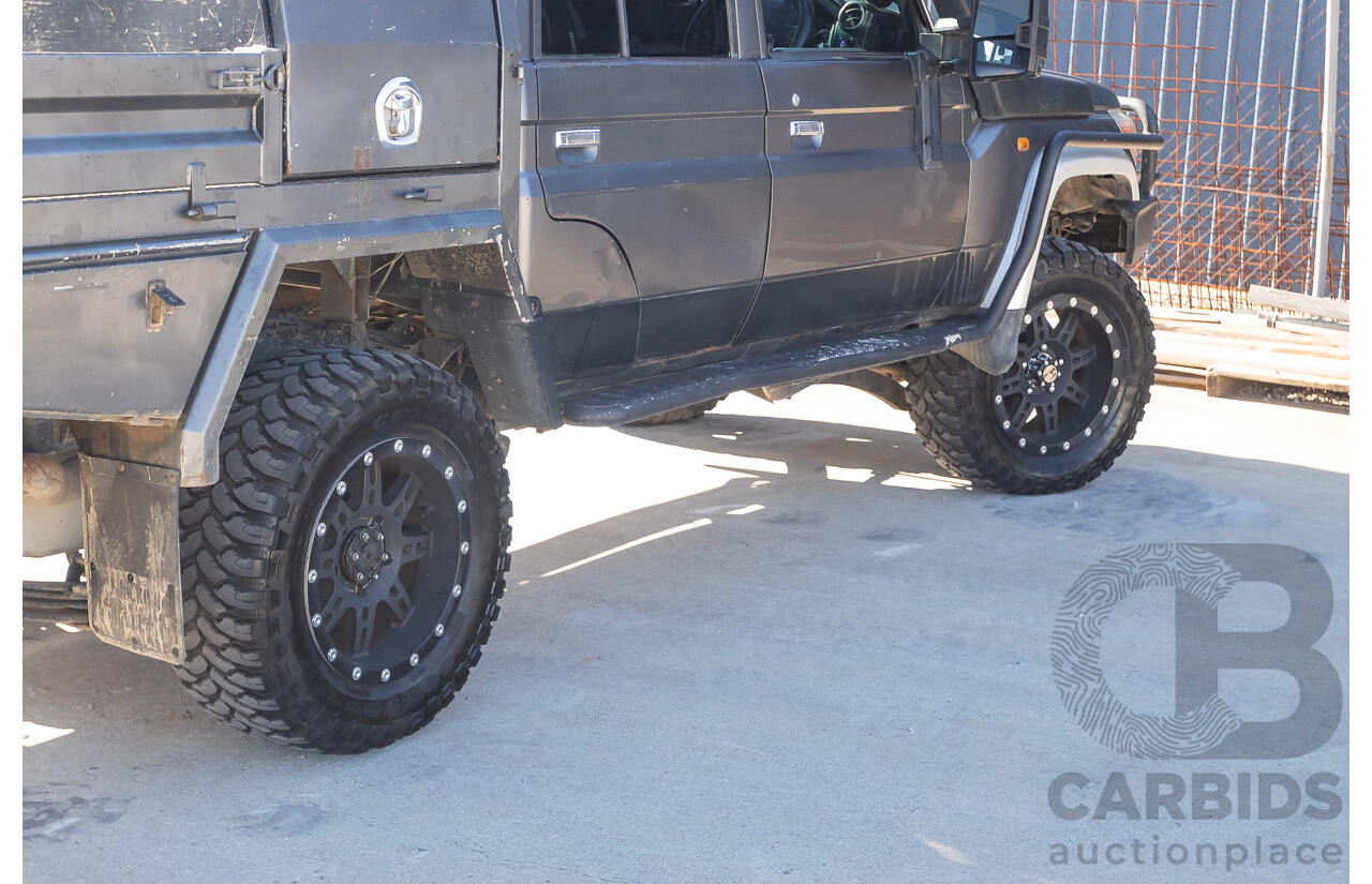 01/2014 Toyota Landcruiser Workmate (4x4) VDJ79R MY12 Update Double C/Chas Magnetic Grey Turbo Diesel 4.5L