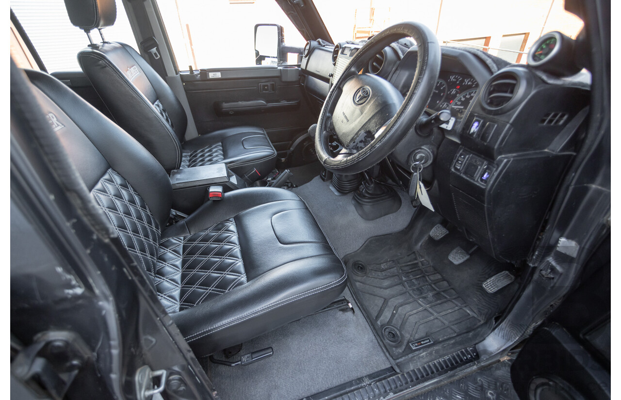 01/2014 Toyota Landcruiser Workmate (4x4) VDJ79R MY12 Update Double C/Chas Magnetic Grey Turbo Diesel 4.5L