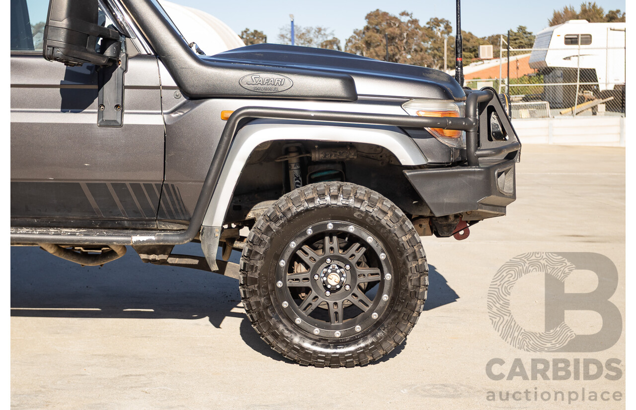 01/2014 Toyota Landcruiser Workmate (4x4) VDJ79R MY12 Update Double C/Chas Magnetic Grey Turbo Diesel 4.5L