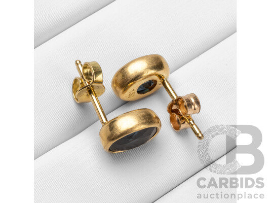 Handmade 18ct Yellow Gold & Sapphire Stud Earrings - 2.92gms