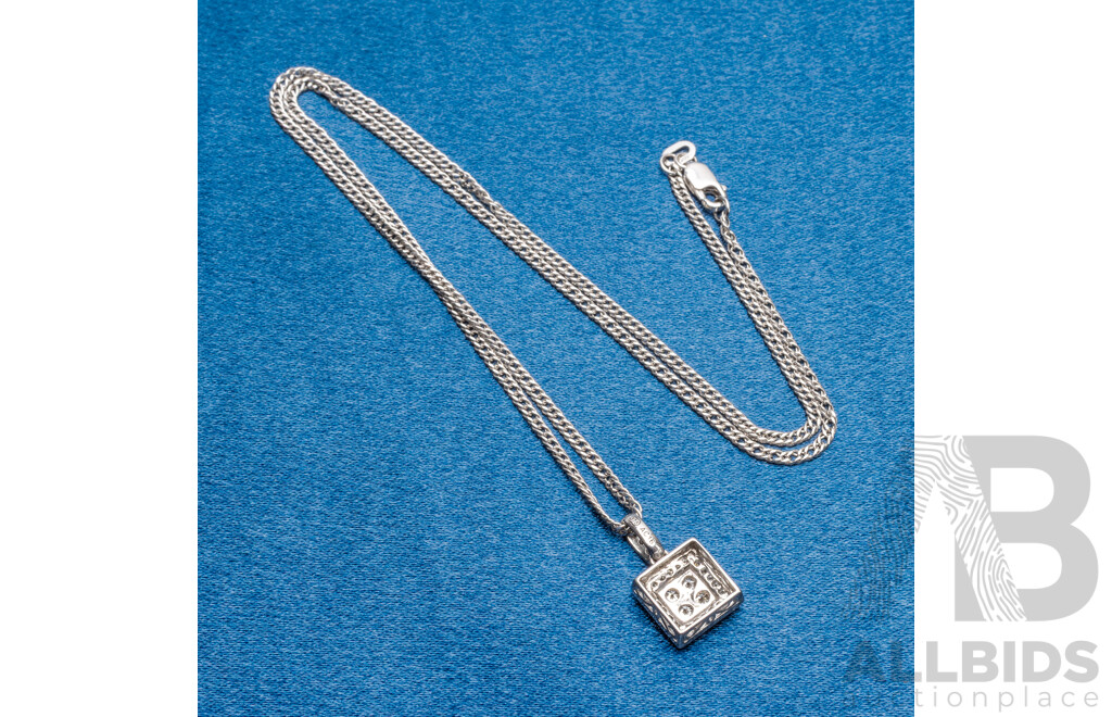 9ct White Gold Necklace & Diamond Pendant. Length - 44.5cms