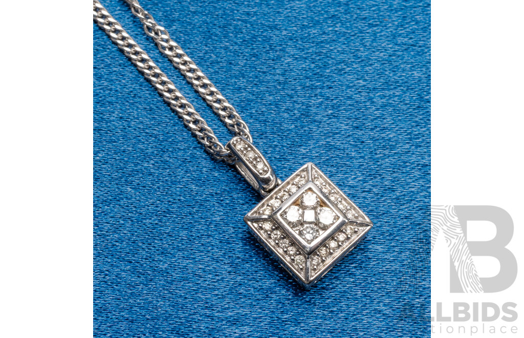 9ct White Gold Necklace & Diamond Pendant. Length - 44.5cms