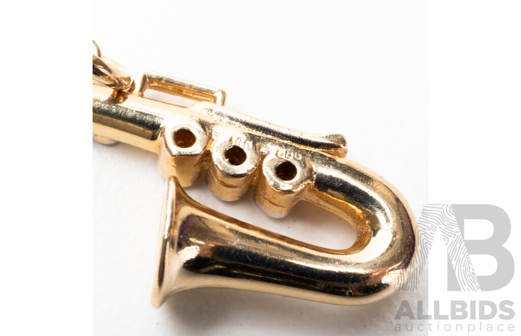 14ct Yellow Gold Saxophone & Diamonds Pendant - 3.37gms