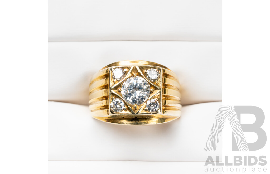 Men's 14ct Yellow Gold & Diamonds Signet Ring - Size R