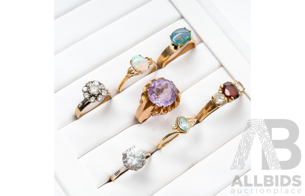 Collection of 9ct Yellow Gold Rings - Lot of 7