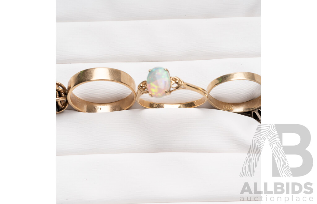 Collection of 9ct Yellow Gold Rings - Lot of 7