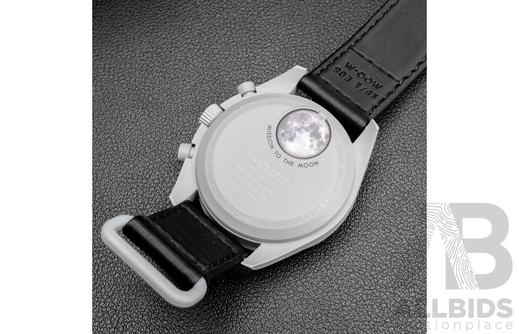 Omega X Swatch Mission to the Moon 4 Jewel Swiss Quartz Watch